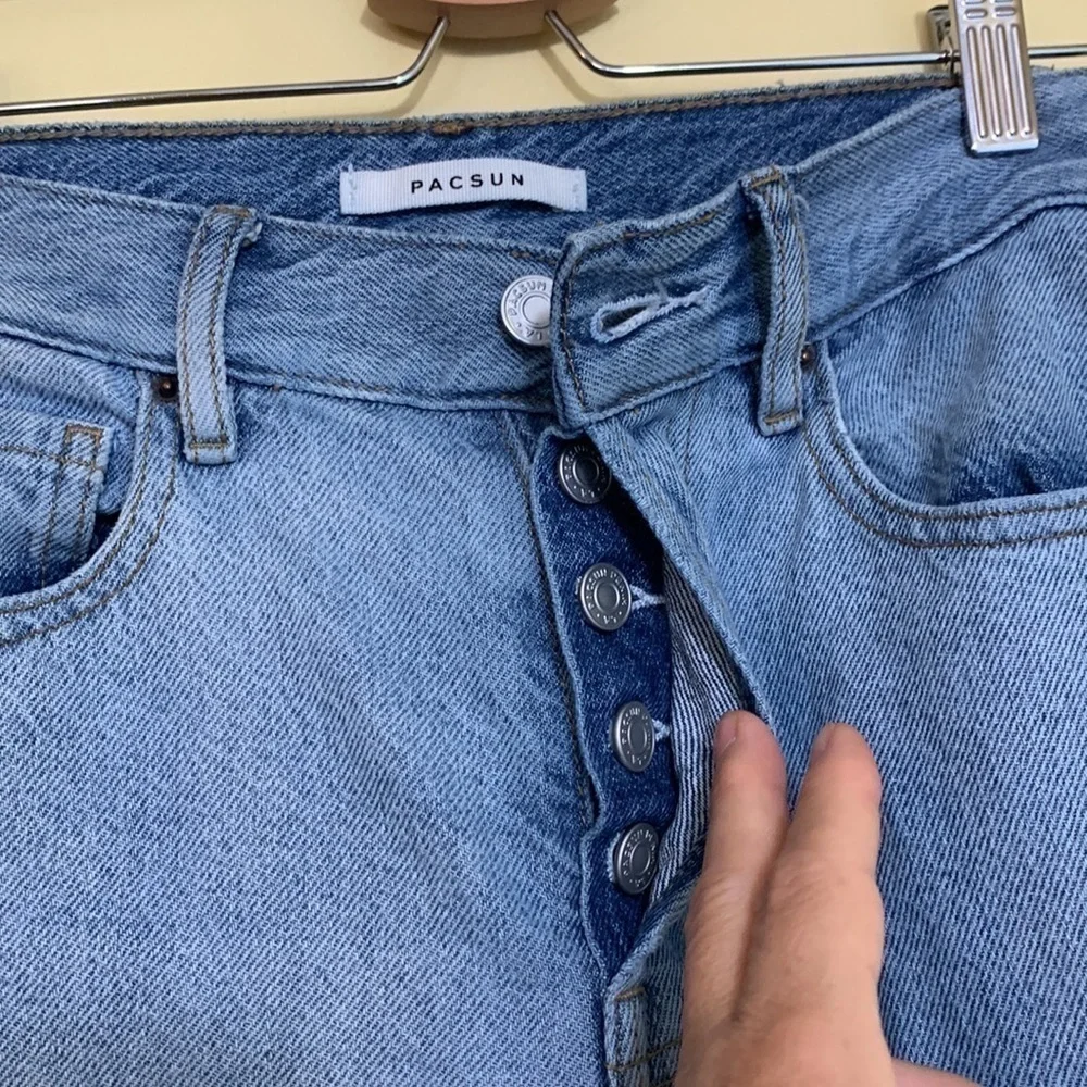 PacSun High Waisted Straight Ripped Distressed Button-fly Cotton Denim Jeans 23